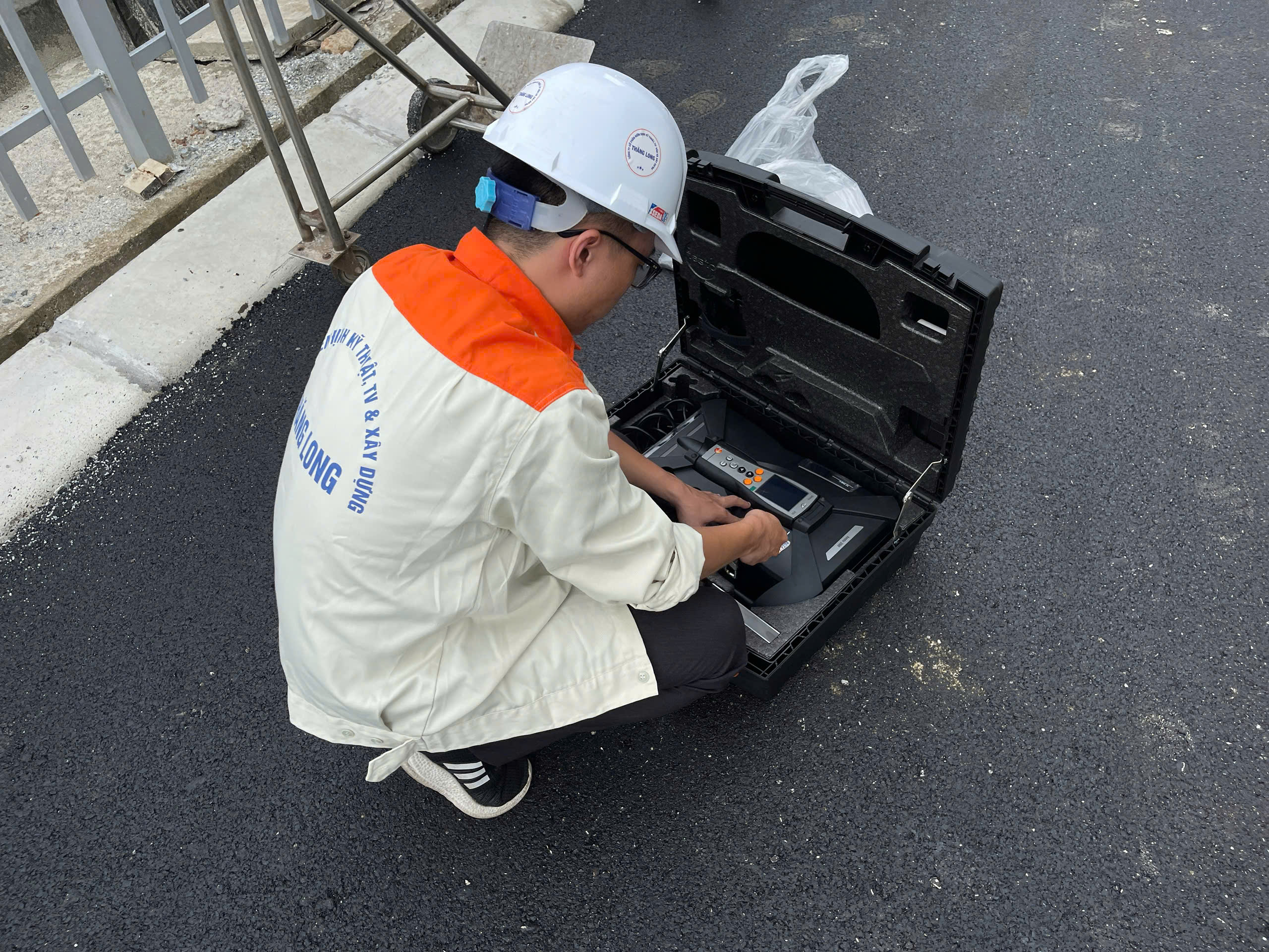 Thí nghiệm vật tư xây dựng